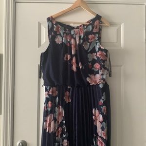 Floral Pleated Maxi Dress